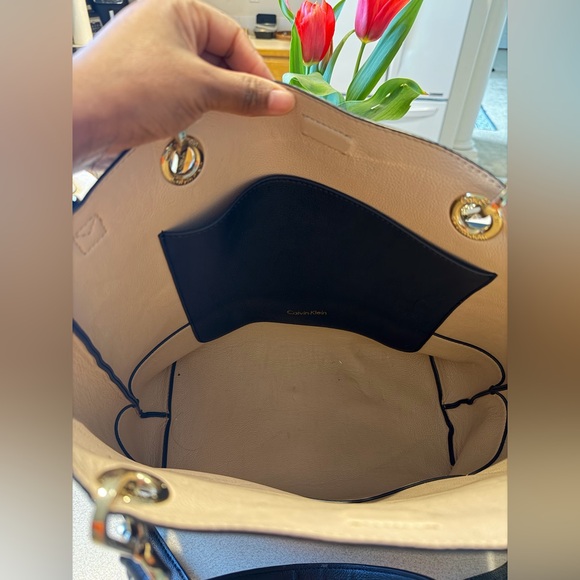 Calvin Klein Black and Beige Two-Tone Tote with Gold Hardware - Picture 4 of 9